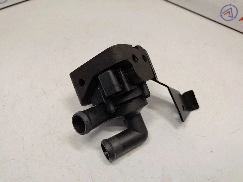 Electric auxiliary coolant/water pump – BMW 7 Series F01 F02 F03 F04 (2008-2016)