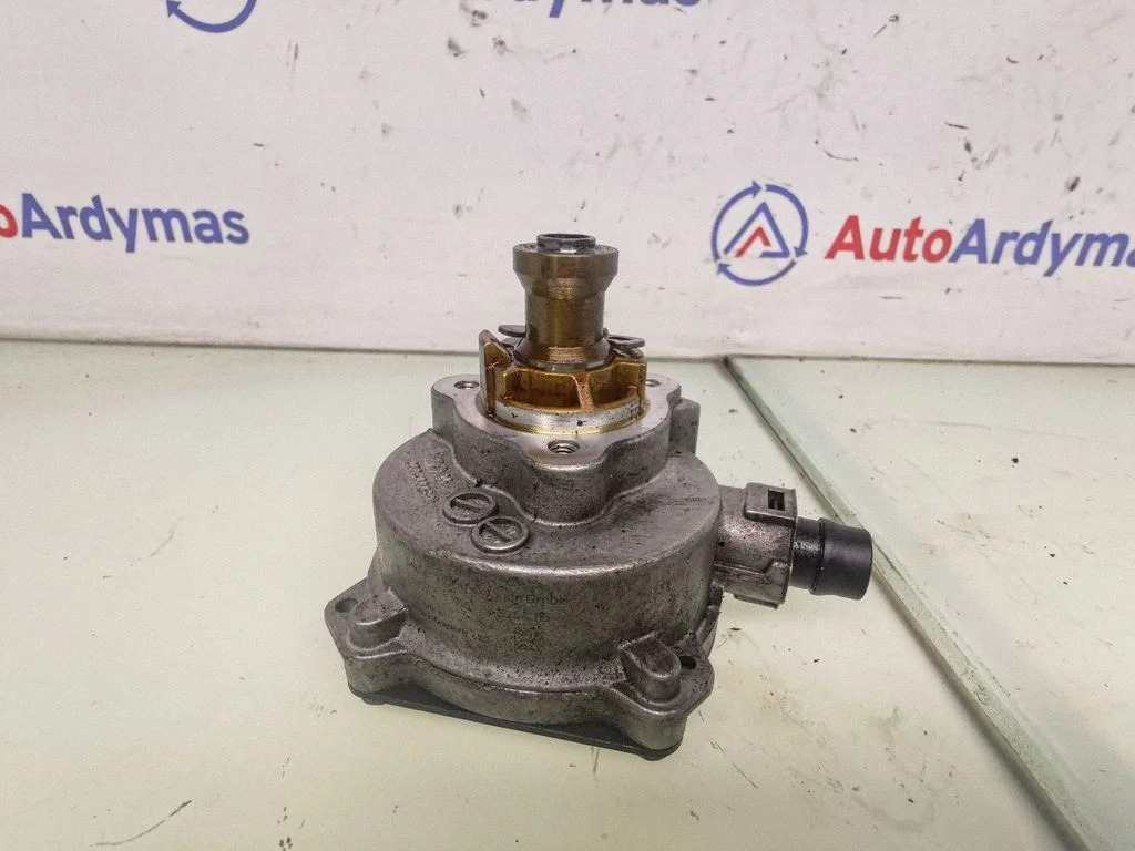 Vacuum pump – BMW X3 E83 (2003-2010)
