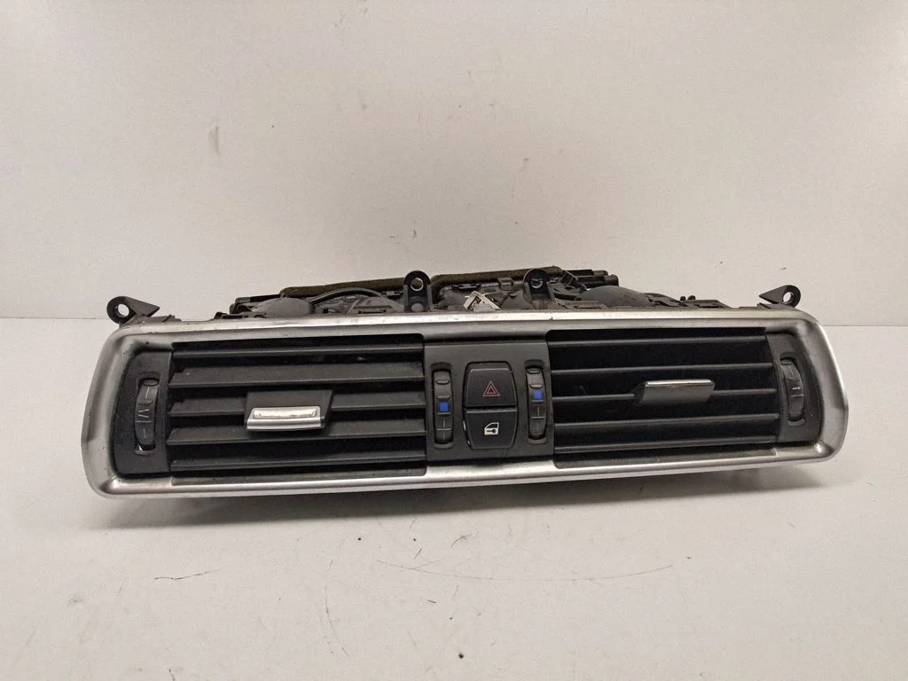Dash center air vent grill 9142590