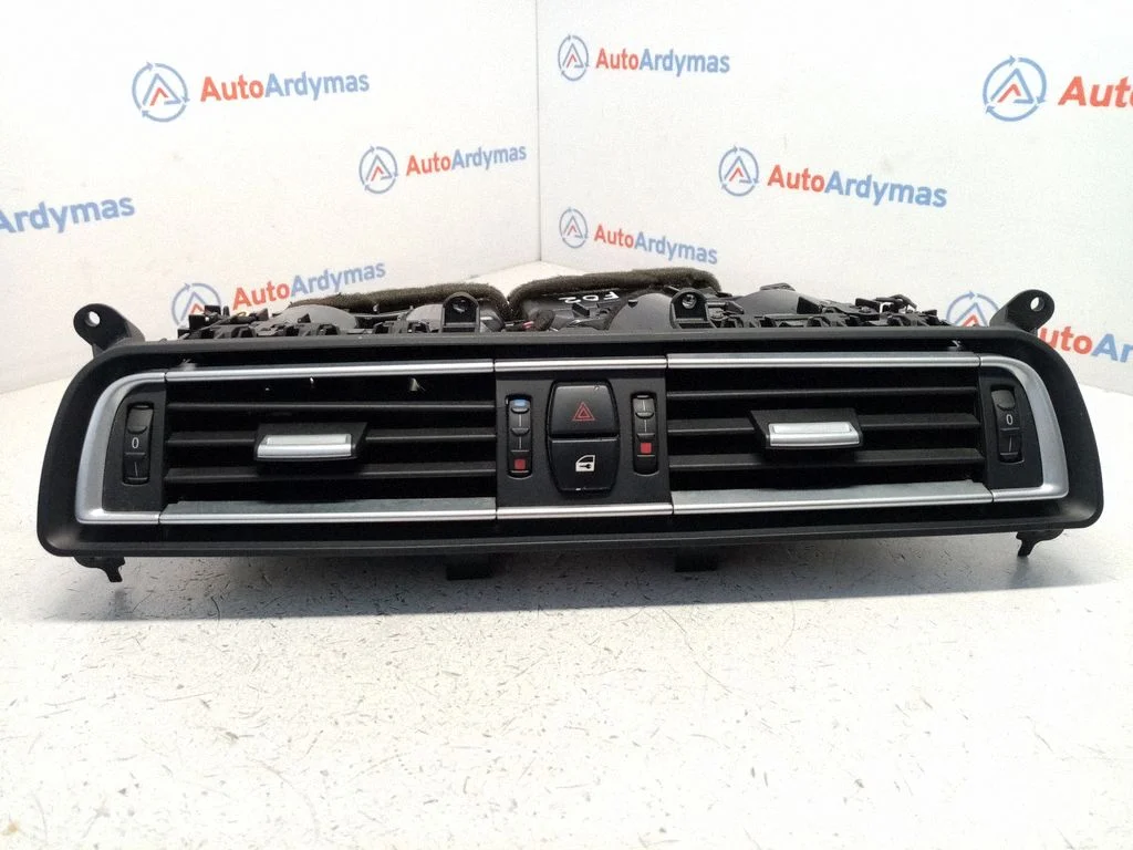 Dash center air vent grill – BMW 7 Series F01 F02 F03 F04 (2008-2016)