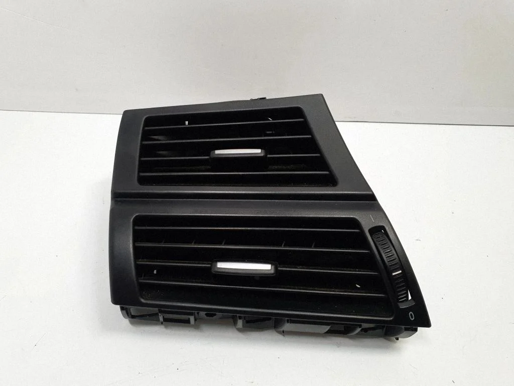 Dashboard side air vent grill/cover trim 7161803