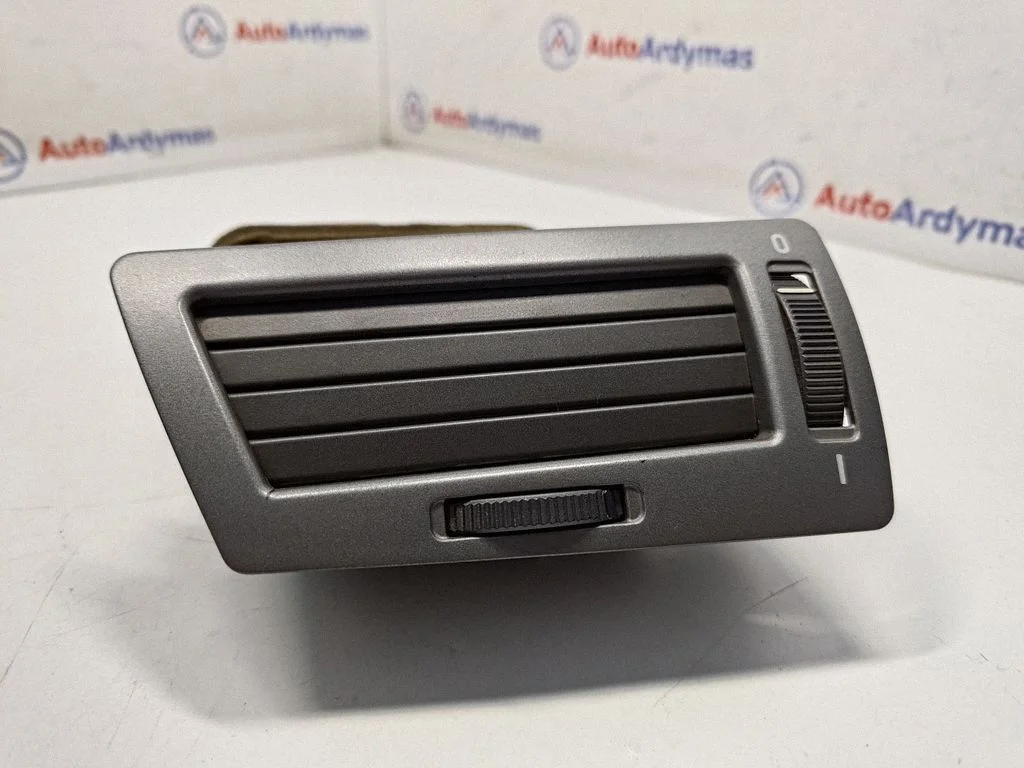 Dashboard side air vent grill/cover trim 64228223333
