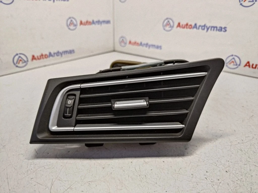 Dashboard side air vent grill/cover trim 9115857