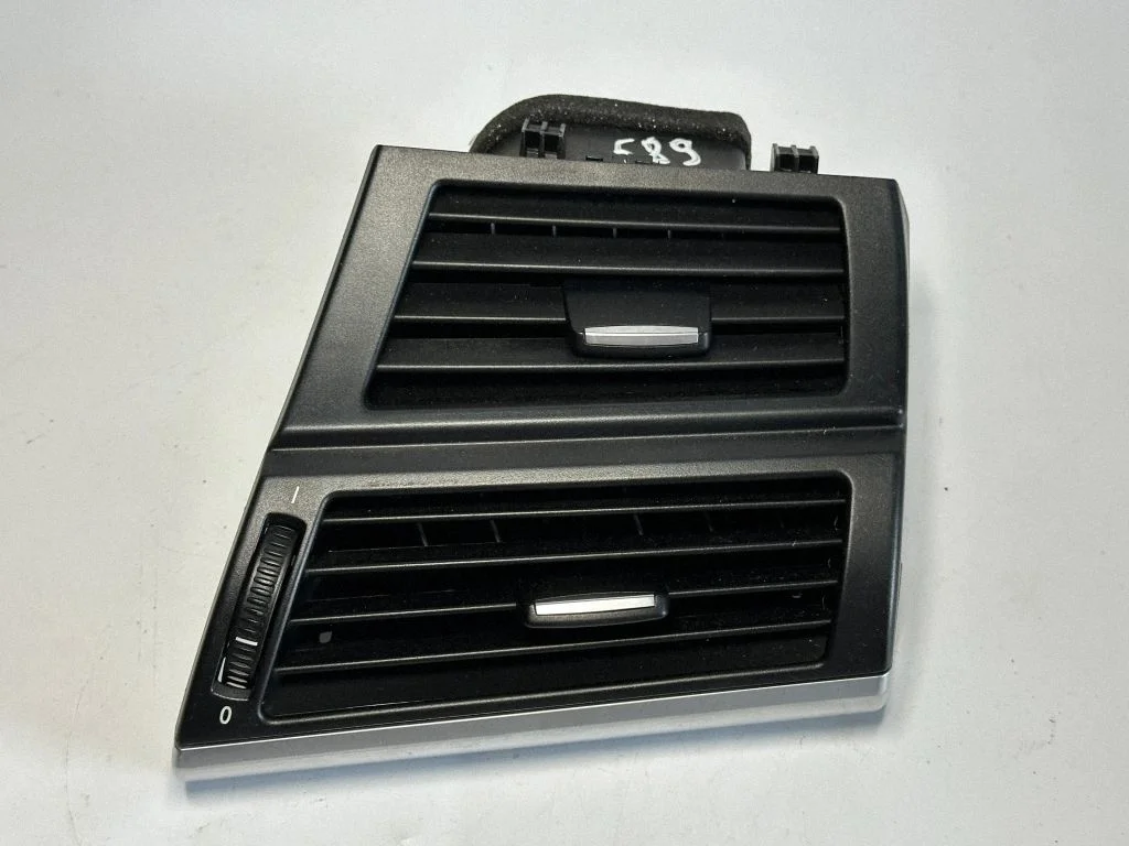 Dashboard side air vent grill/cover trim 9227768