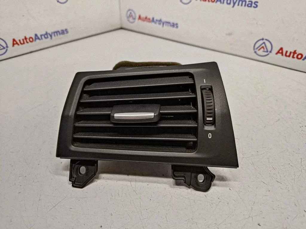Armatuurlaua külje õhutusresti kate 9217441