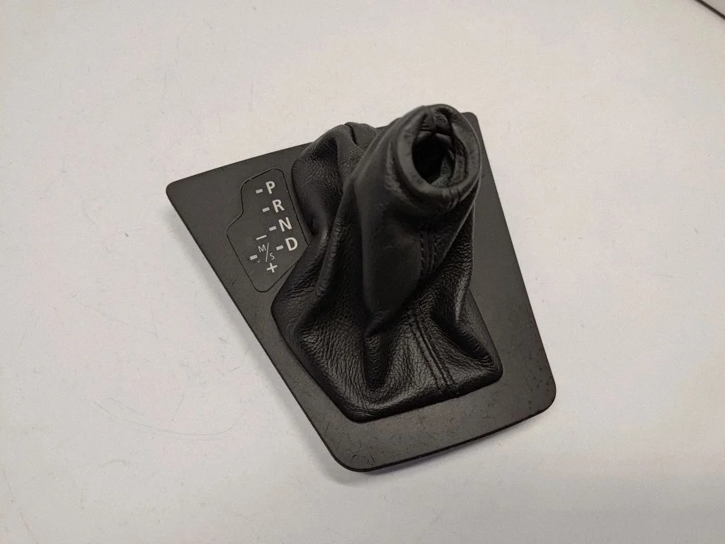 Gear shifter surround trim plastic 51167056025