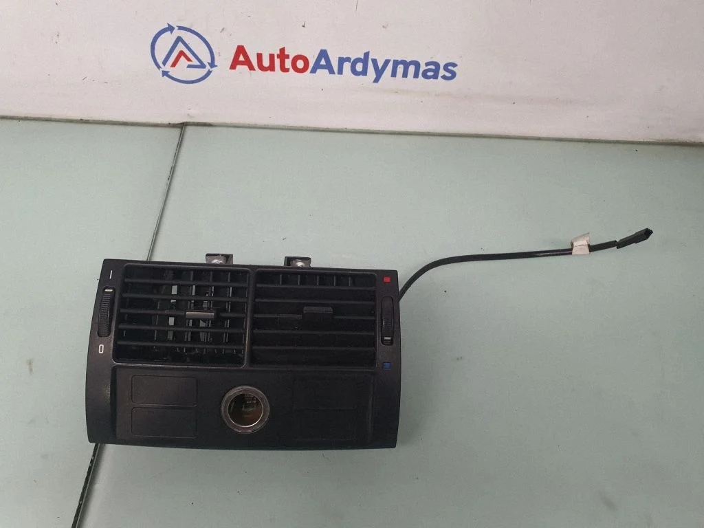 Aizmugurējās gaisa restītes 8409081