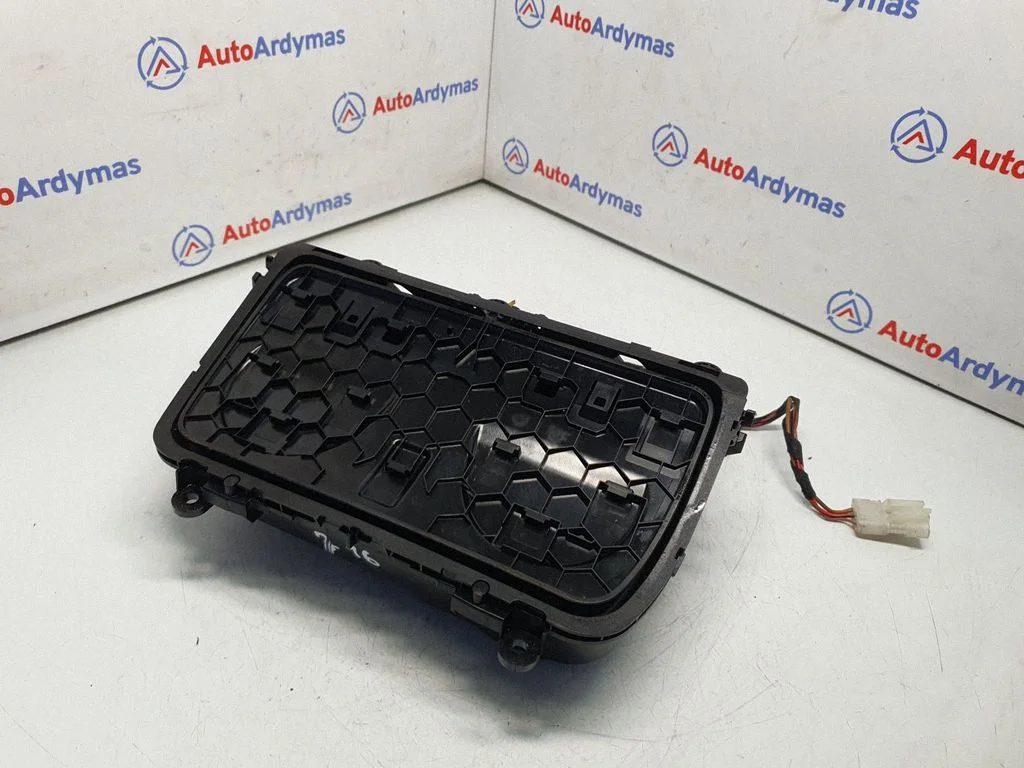 Cup holder front 9206401