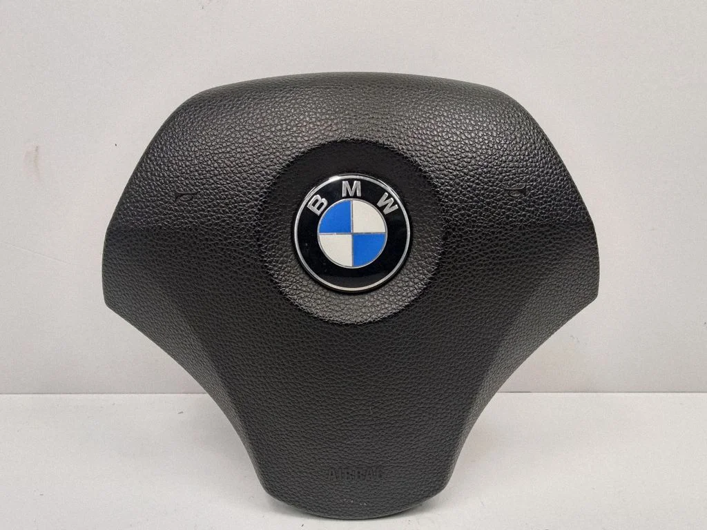 Steering wheel airbag 6774449