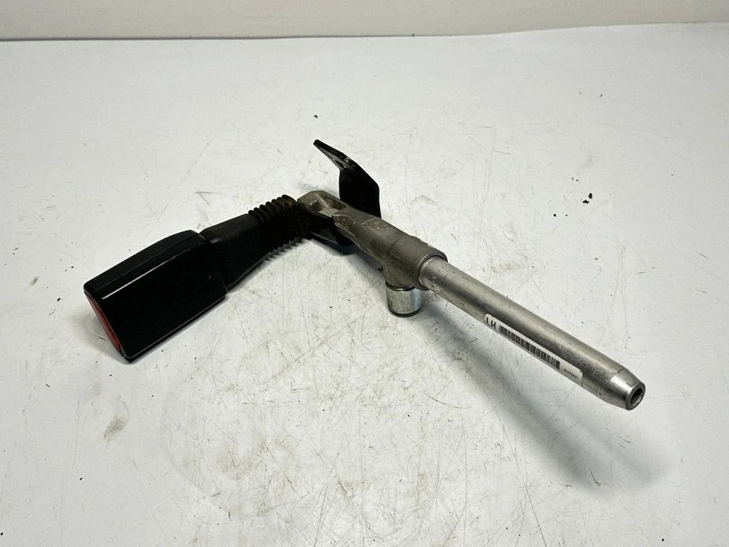 Tagumise turvavöö pannal – BMW 3-seeria E90 E91 (2005-2012)