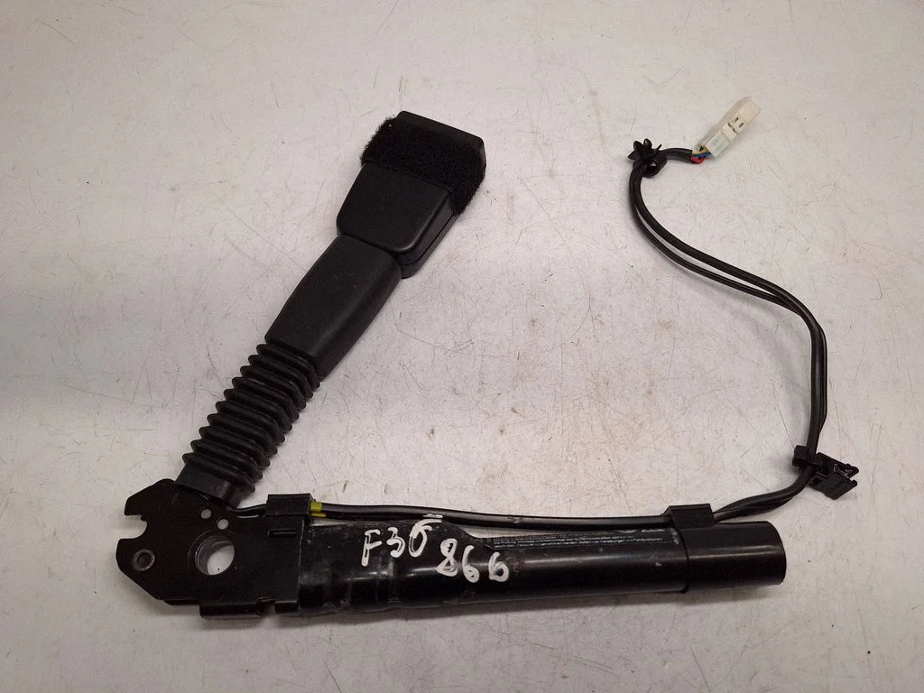 Front seatbelt buckle – BMW 4 Series F36 Gran coupe (2014-2017)