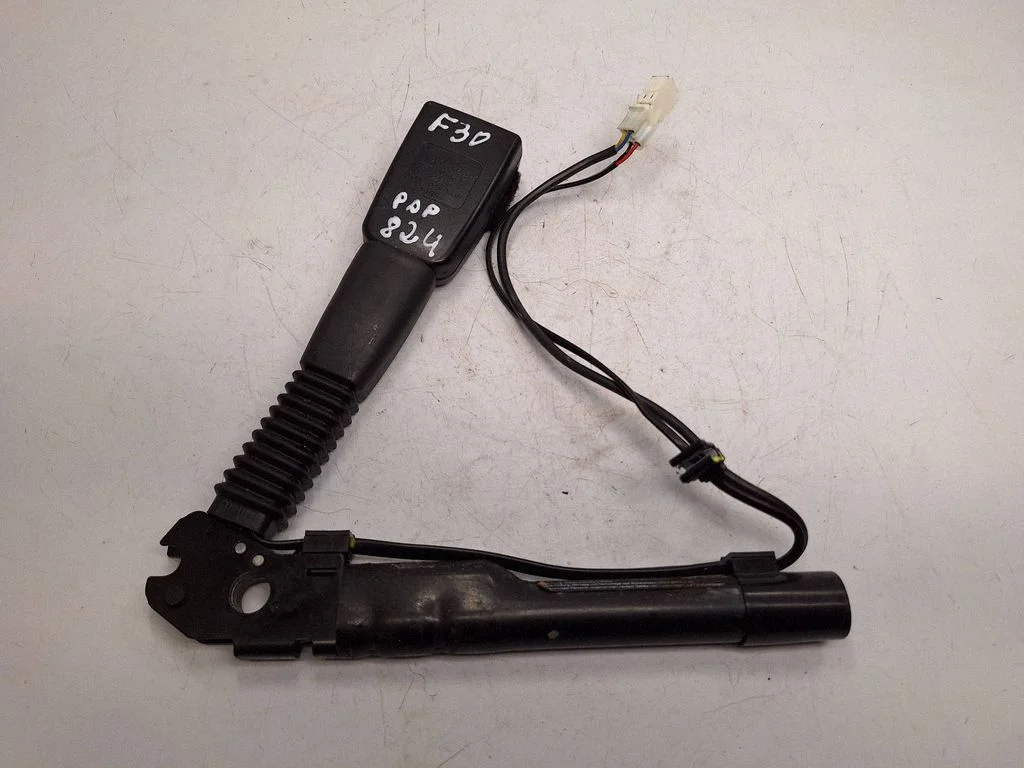 Front seatbelt buckle – BMW 3 Series F30 F35 F31 (2012-2018)