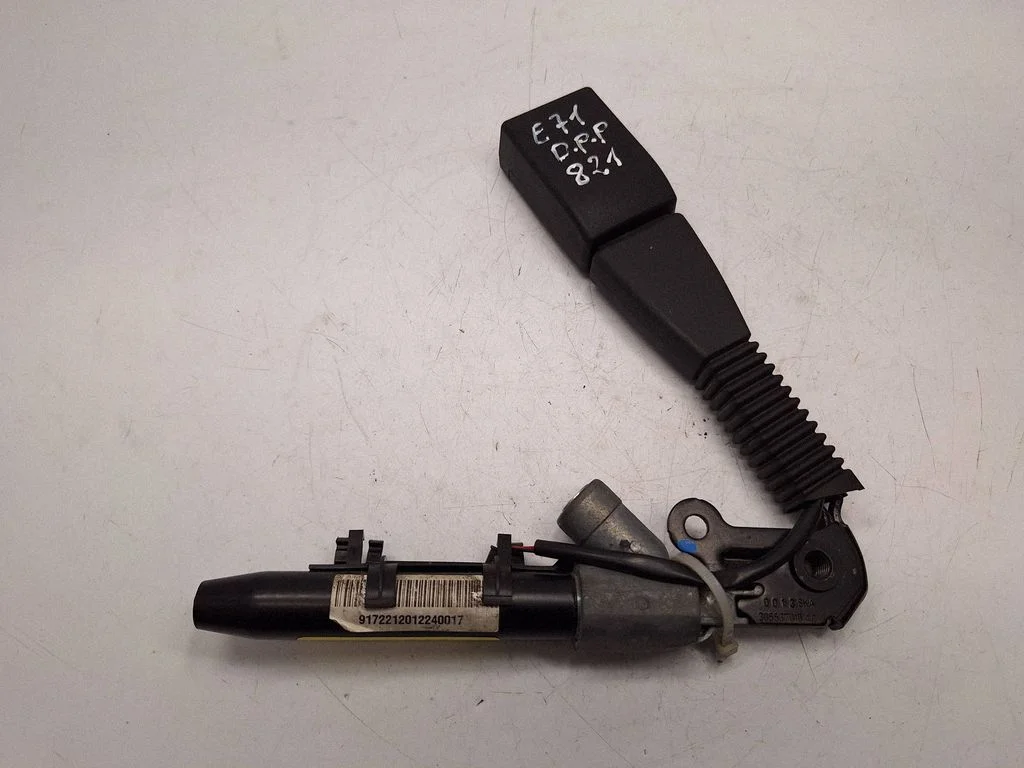 Front seatbelt buckle – BMW X6 E71 (2008-2014)