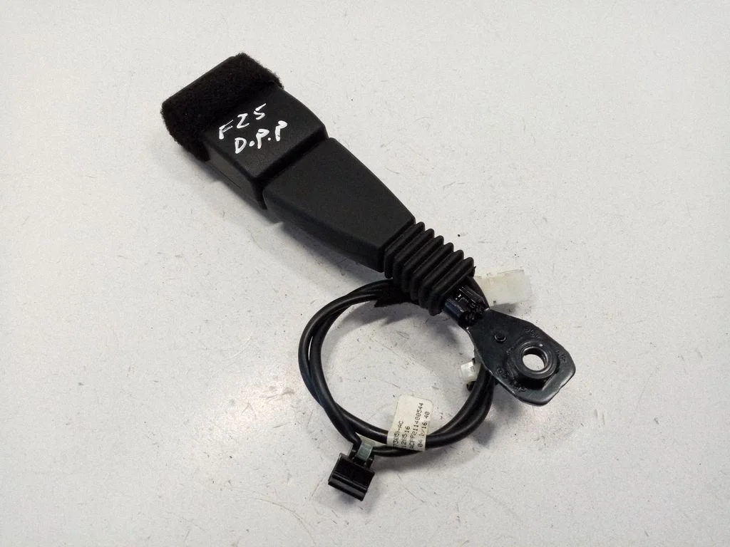 Front seatbelt buckle 7260207