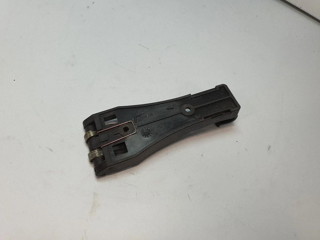 Muu pagasiruumi viimistluse osa 7007082