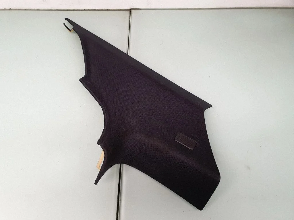 (C) pillar trim 7960061