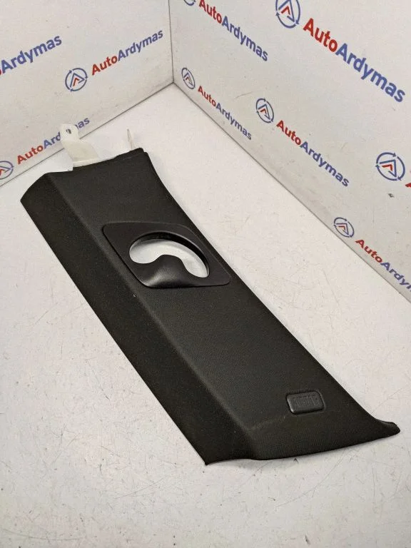 (C) pillar trim – BMW X5 E70 (2006-2013)