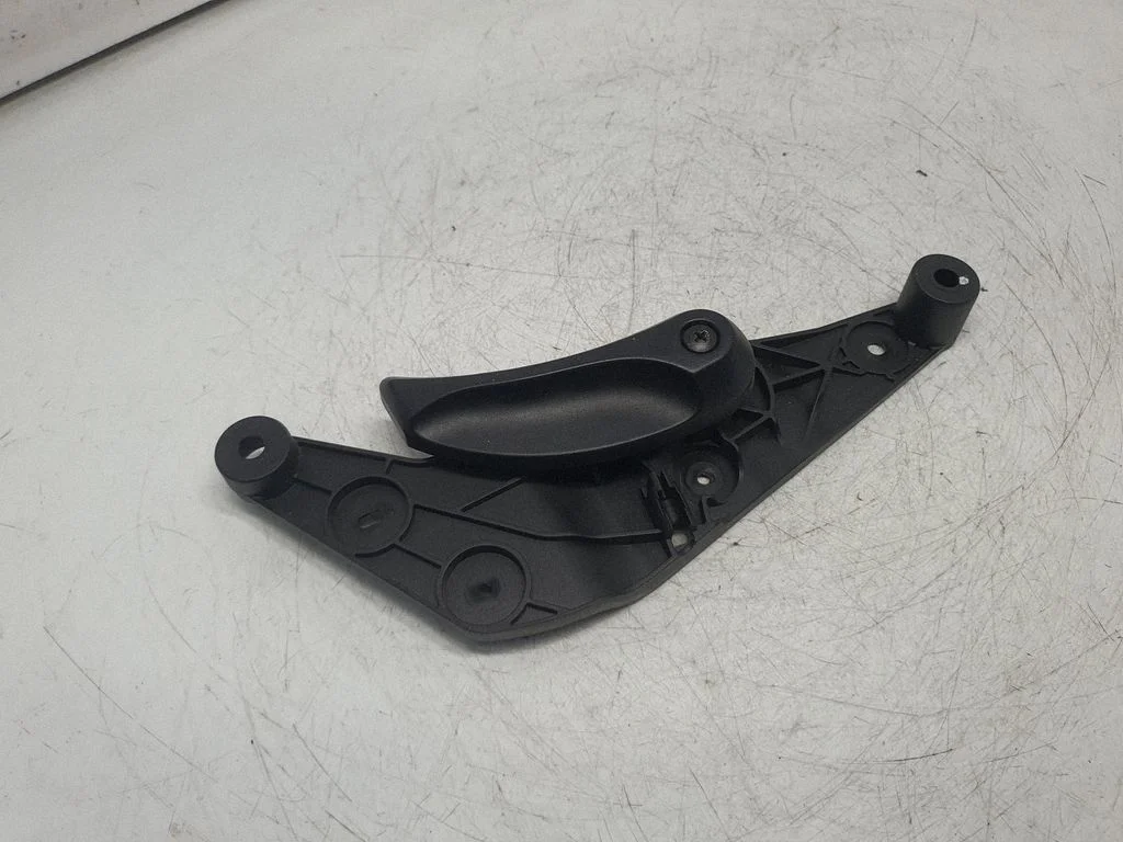 Engine bonnet (hood) release handle 9114002