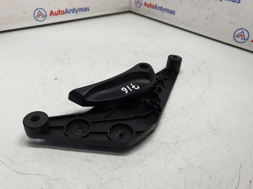 Engine bonnet (hood) release handle 9114002