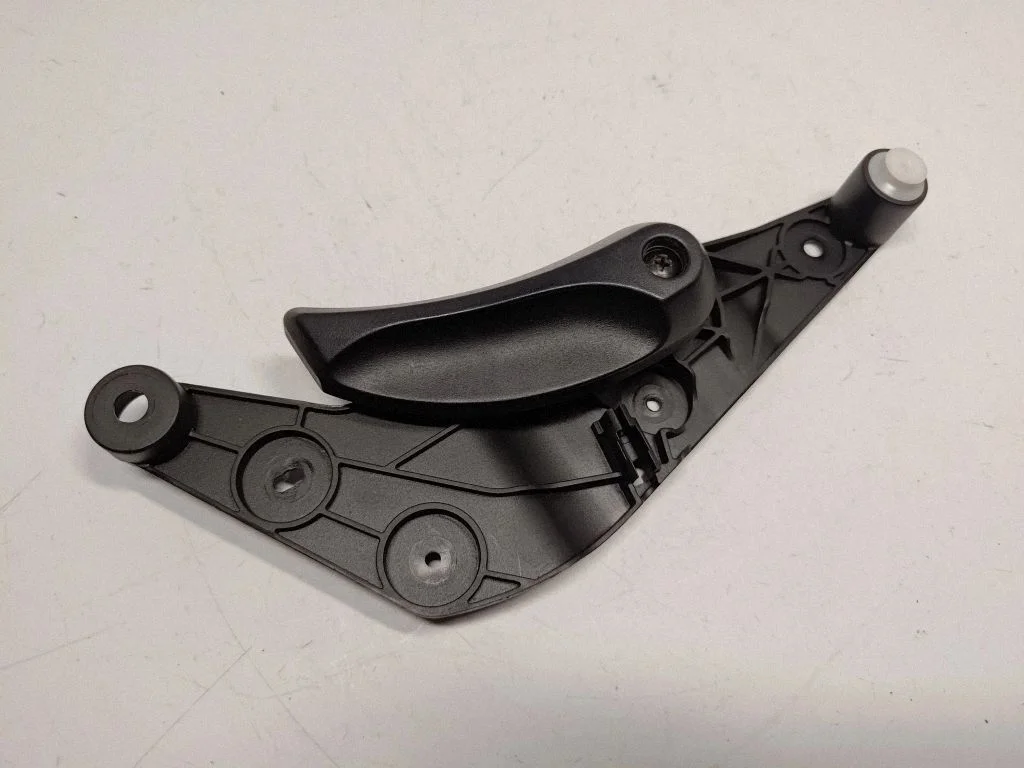 Engine bonnet (hood) release handle 51239114002