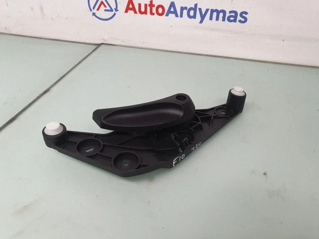 Engine bonnet (hood) release handle 9114002
