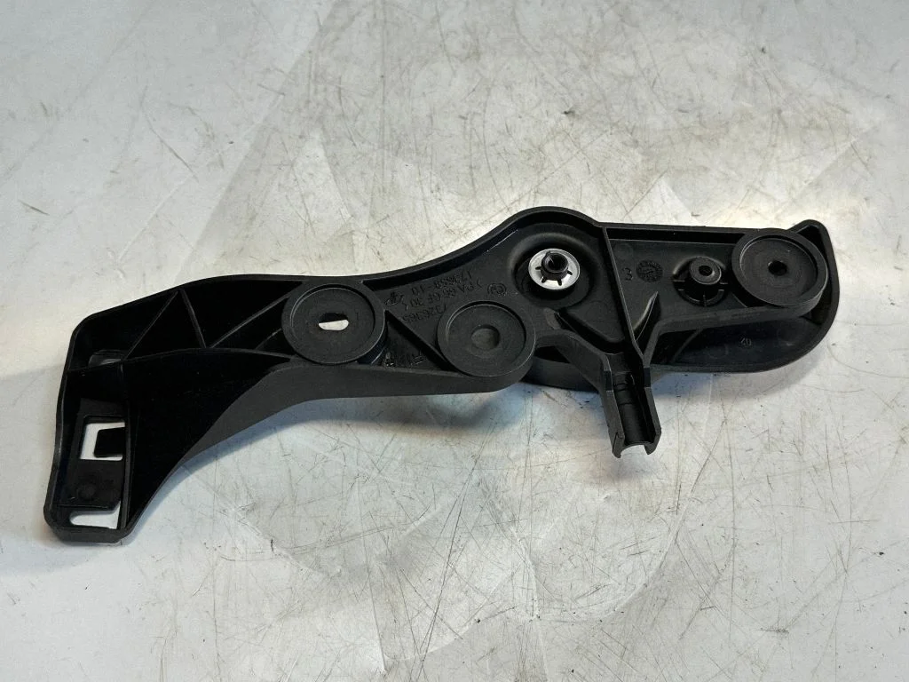 Engine bonnet (hood) release handle 7326365