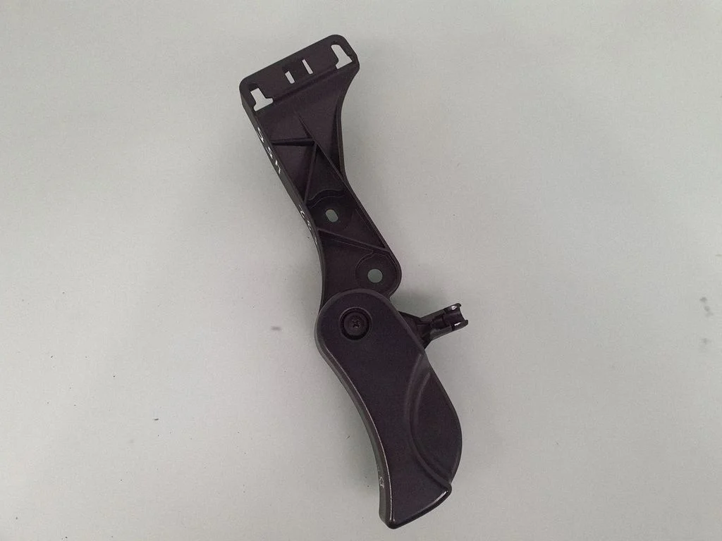 Engine bonnet (hood) release handle 7326365