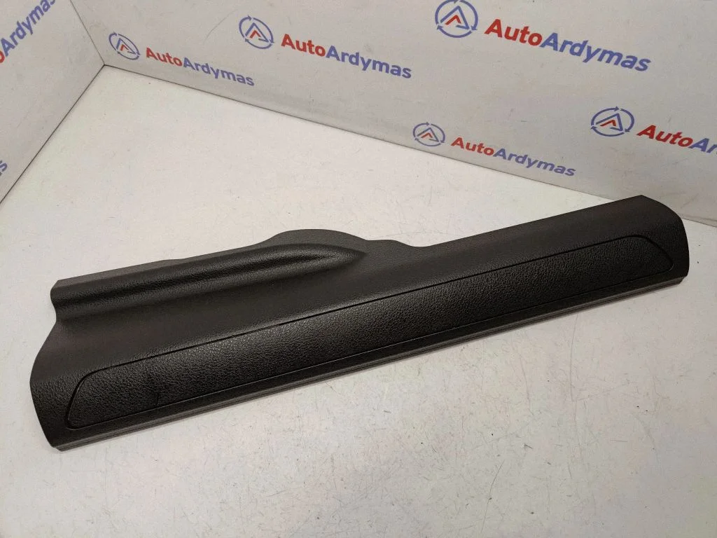Front sill trim cover 51479113026