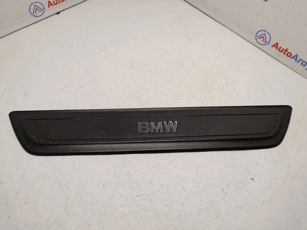 Priekšējā sliekšņa apdare (iekšējā) – BMW X3 F25 (2010-2017)