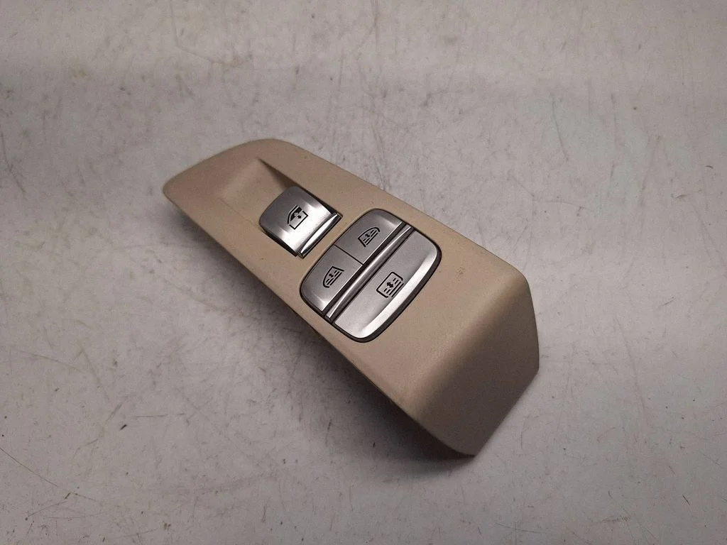 Elektrisko logu slēdzis – BMW 7. sērija G11 G12 (2015-2022)