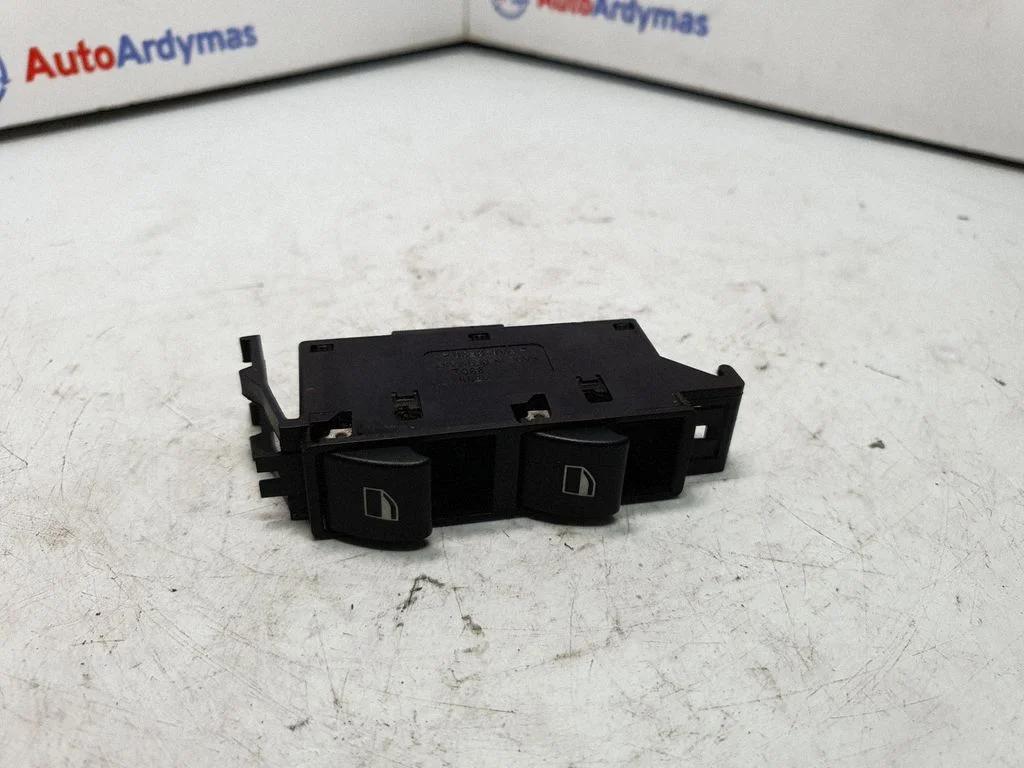 Elektrisko logu slēdzis 61316902179