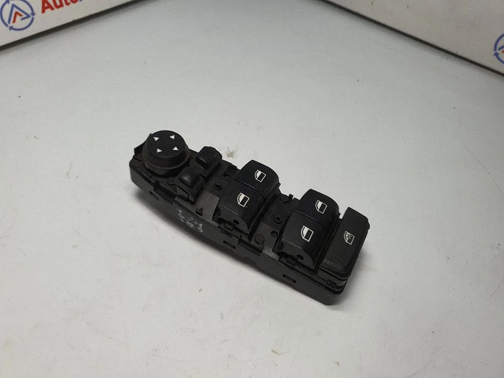 Elektrisko logu slēdzis 9297349