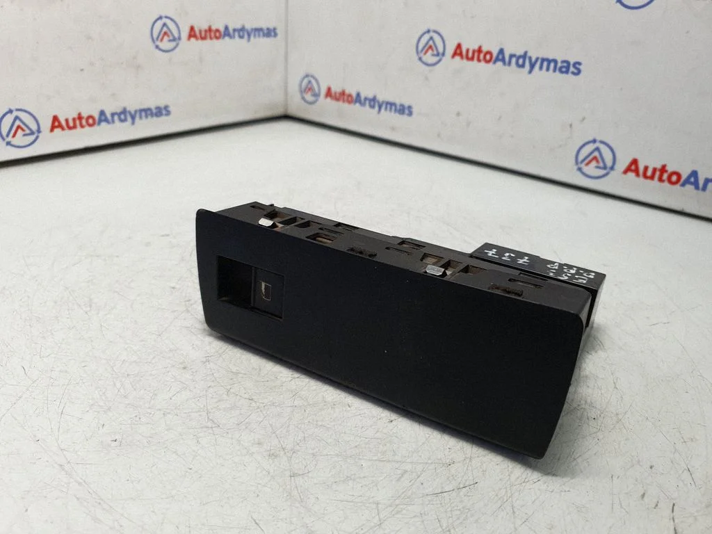 Electric window control switch – BMW X5 E53 (1999-2006)