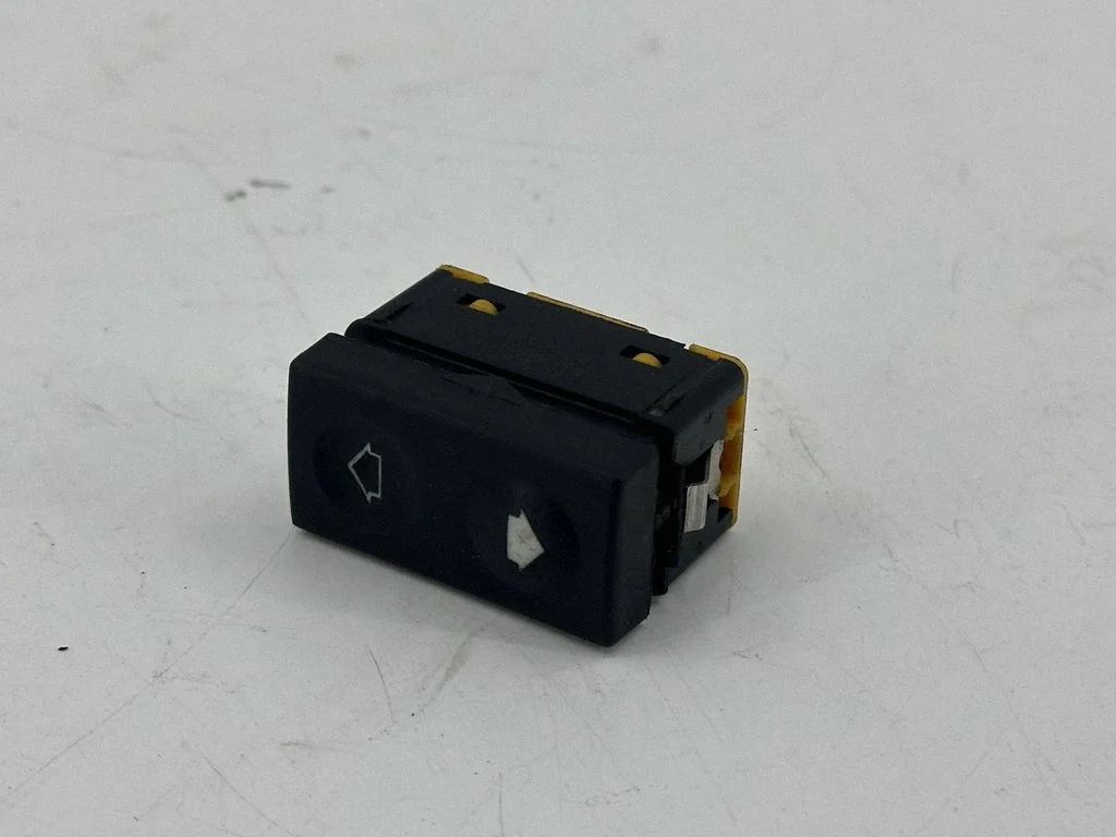 Elektriaknate lüliti 8368941