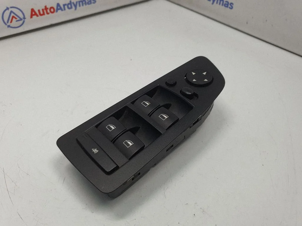 Electric window control switch 6970216