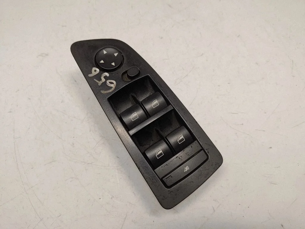 Elektrisko logu slēdzis 6952036
