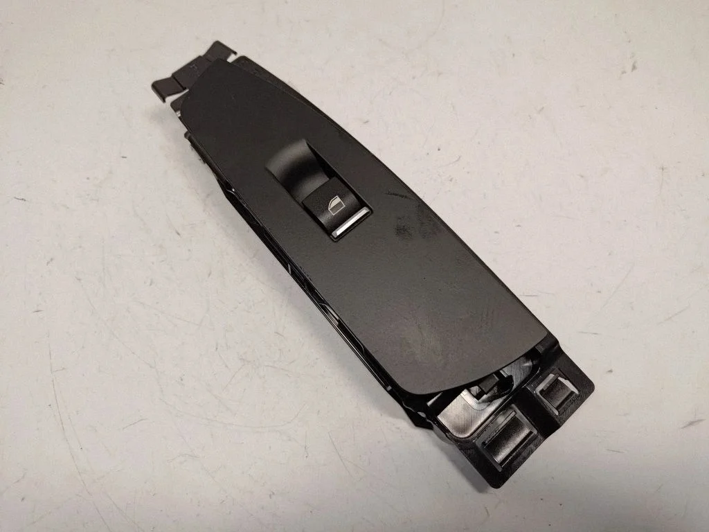 Elektriaknate lüliti 9241941
