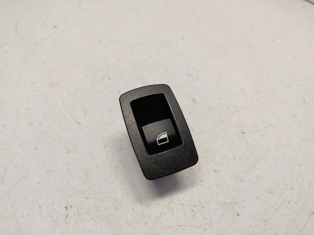 Elektriaknate lüliti 9208106