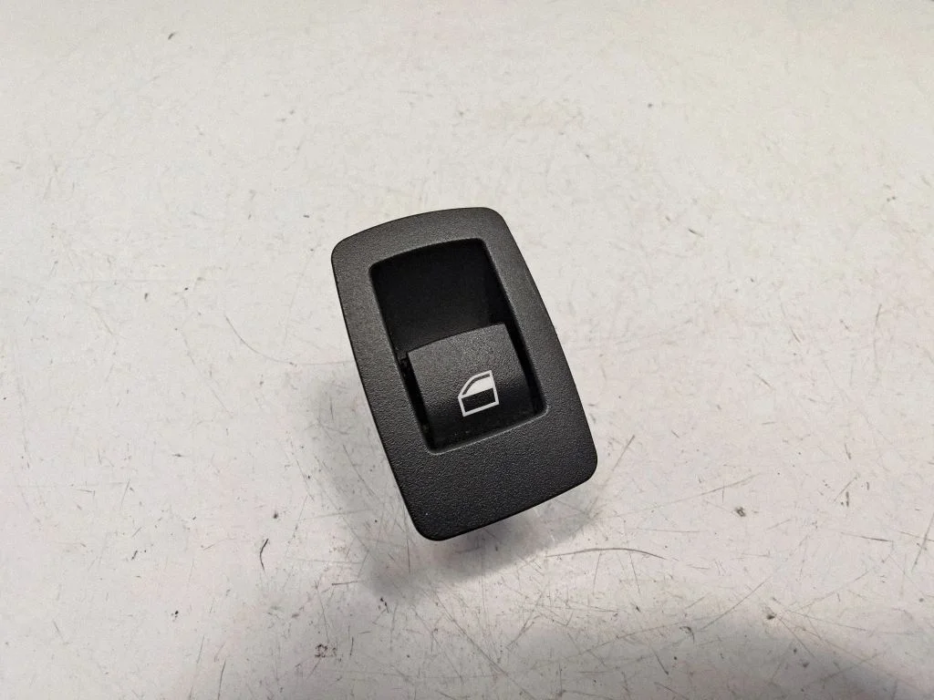 Elektrisko logu slēdzis 9208106