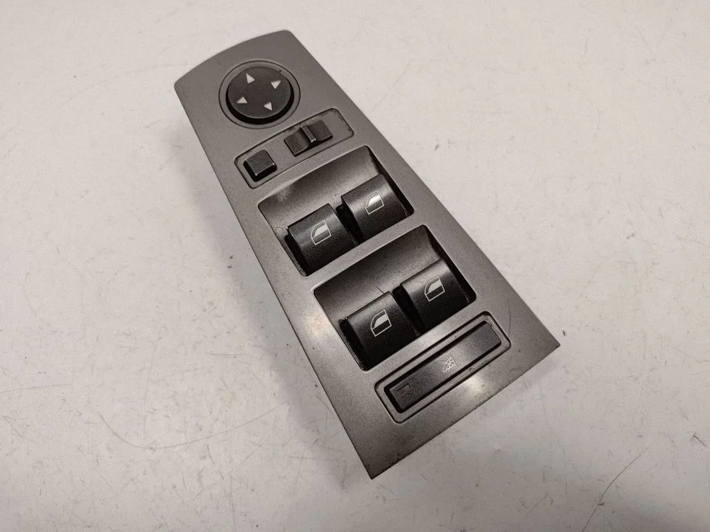 Electric window control switch – BMW 7 Series E65 E66 (2001-2008)