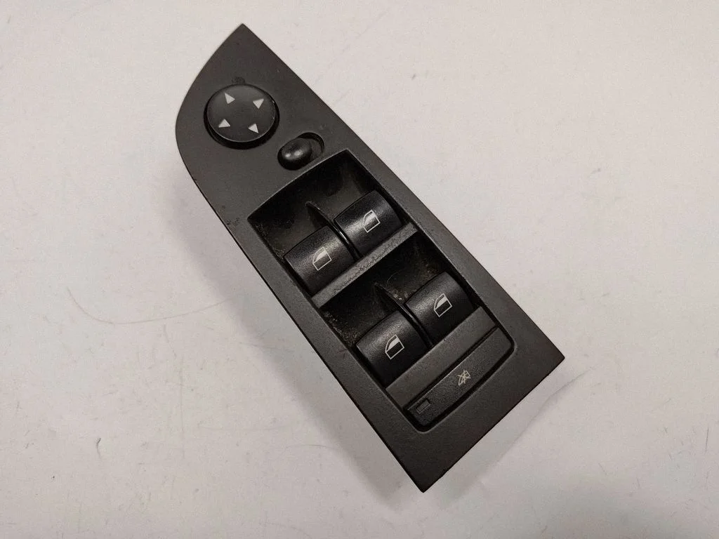 Elektrisko logu slēdzis 9217335