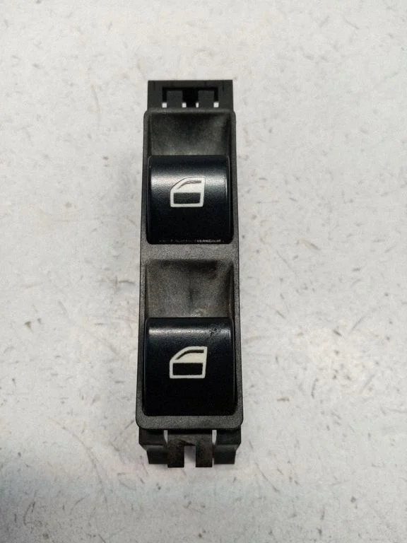 Elektrisko logu slēdzis 8381514