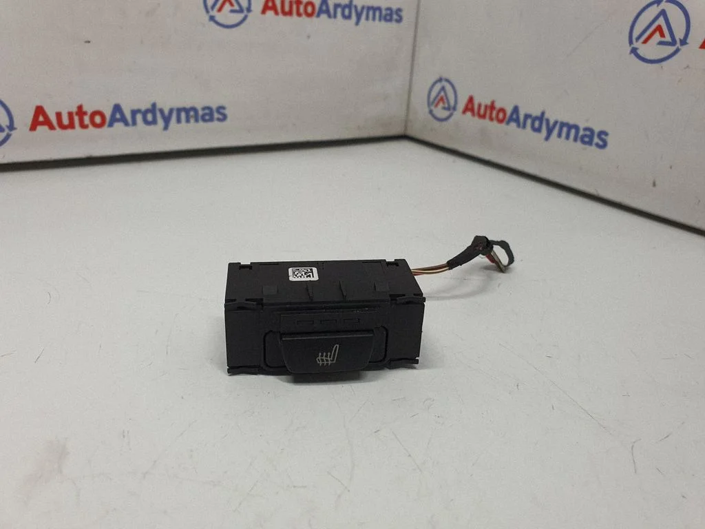 Seat heating switch 9163292