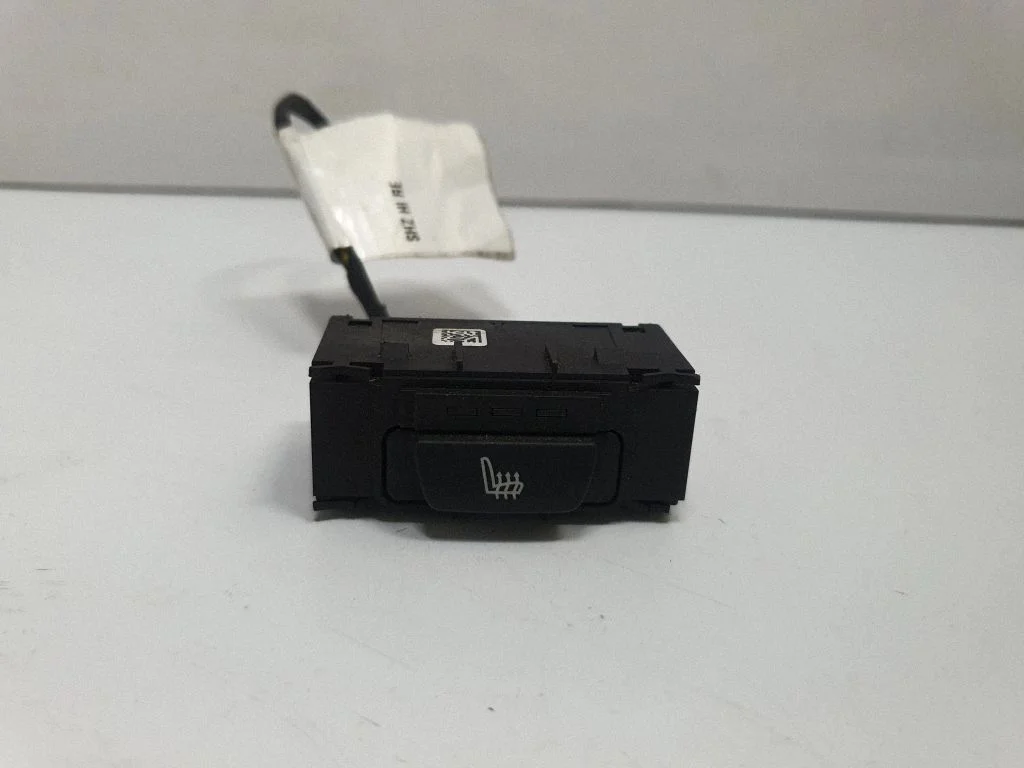 Seat heating switch 9163293