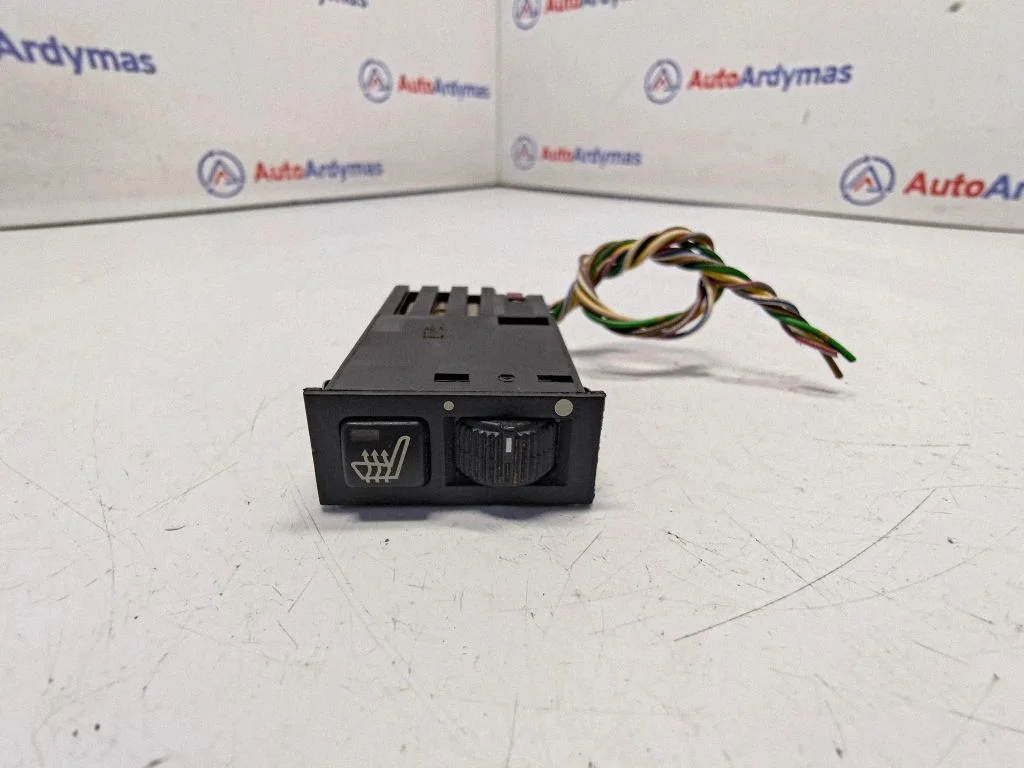 Seat heating switch – BMW 5 Series E39 (1996-2003)