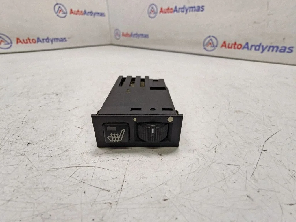Seat heating switch – BMW 5 Series E39 (1996-2003)