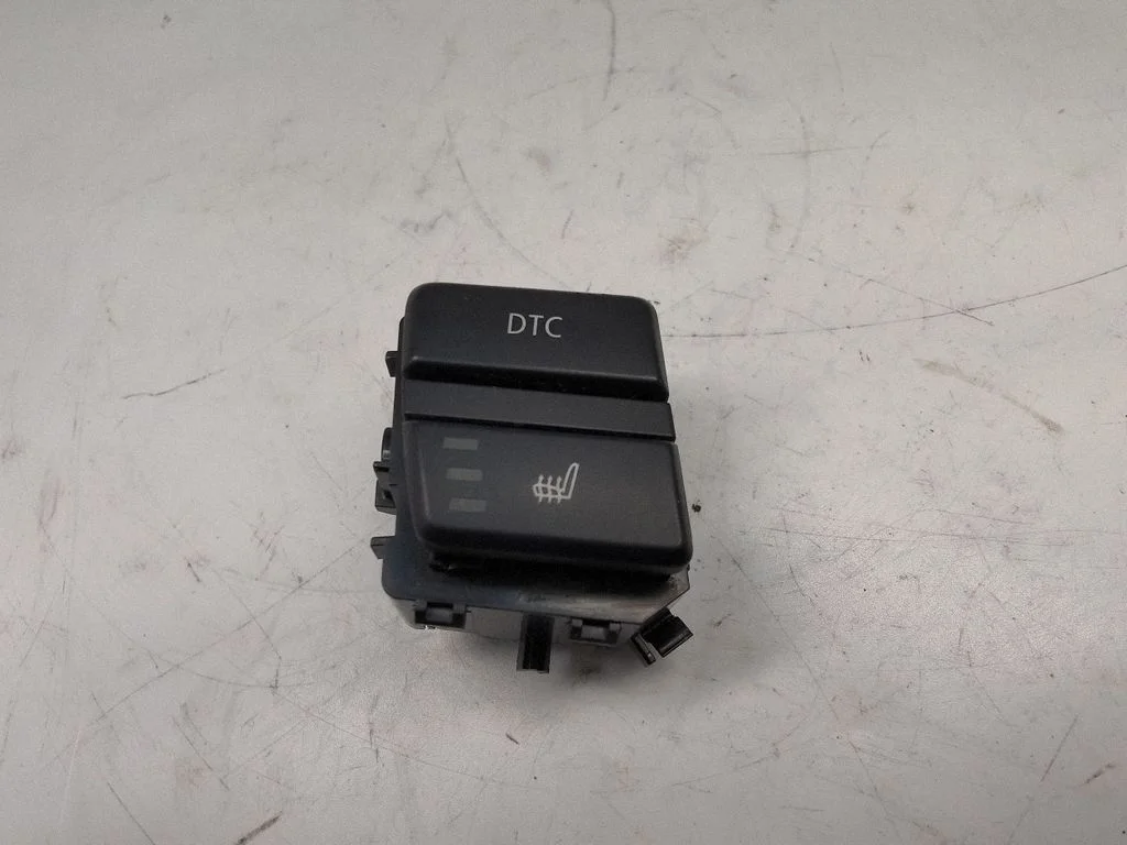 Seat heating switch 61319159085