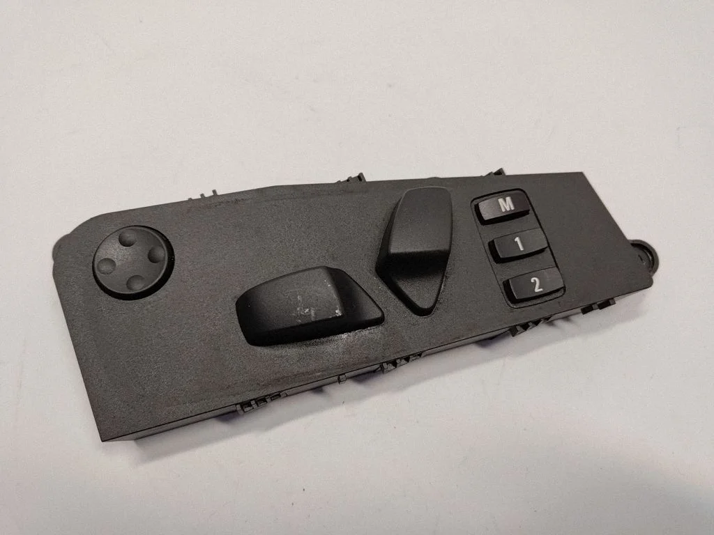 Seat control switch 6926971
