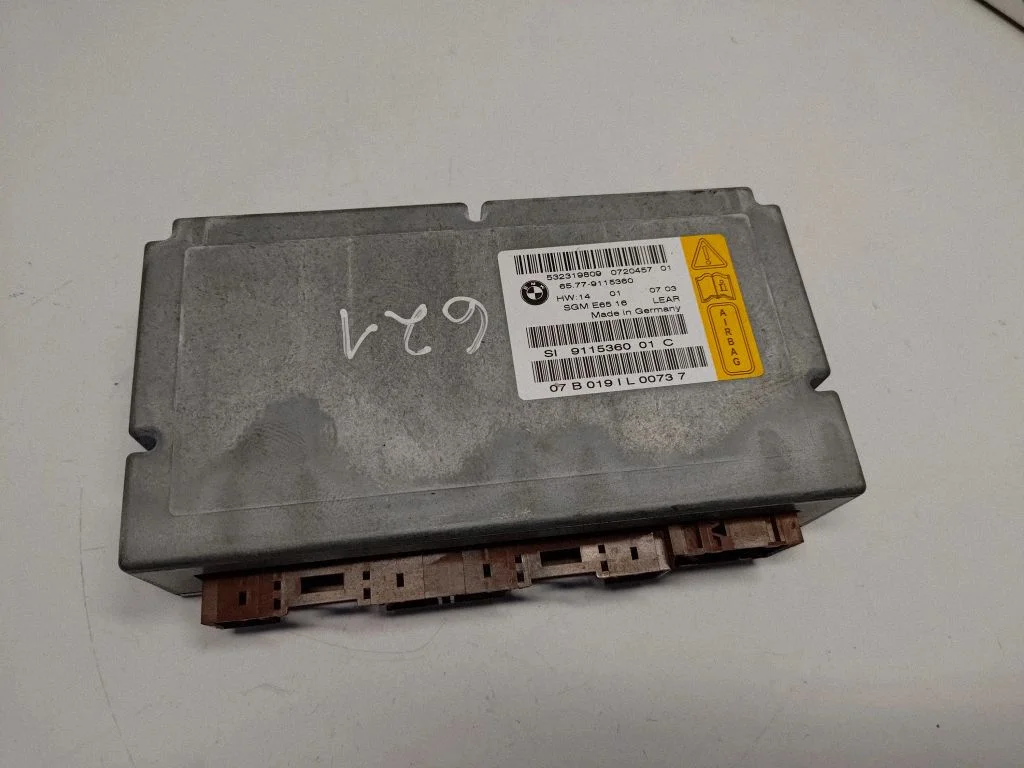 Drošības spilvenu vadības bloks 65779115360