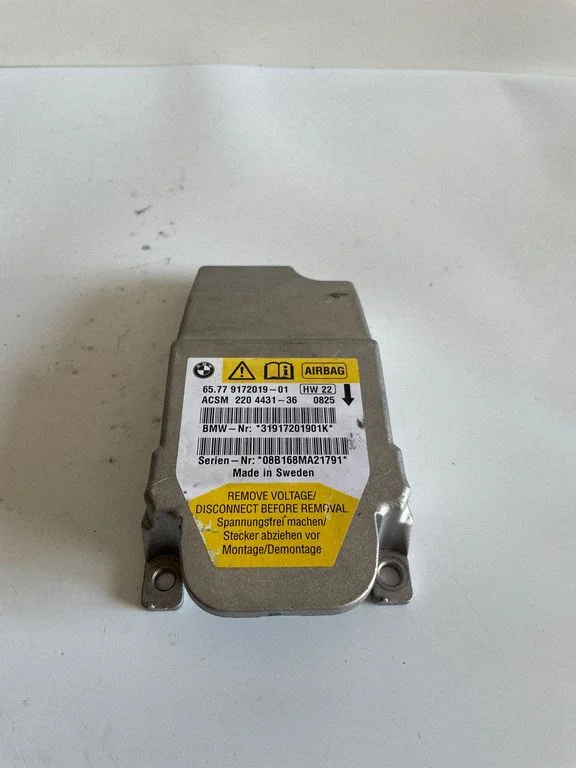 Drošības spilvenu vadības bloks – BMW 5. sērija E60 E61 (2004-2010)